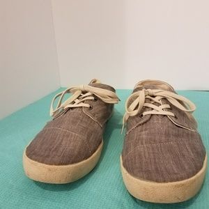 Tom's  mens denim in color